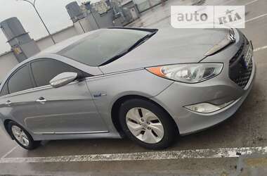 Седан Hyundai Sonata 2014 в Киеве