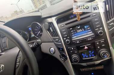 Седан Hyundai Sonata 2014 в Киеве