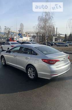 Седан Hyundai Sonata 2016 в Киеве