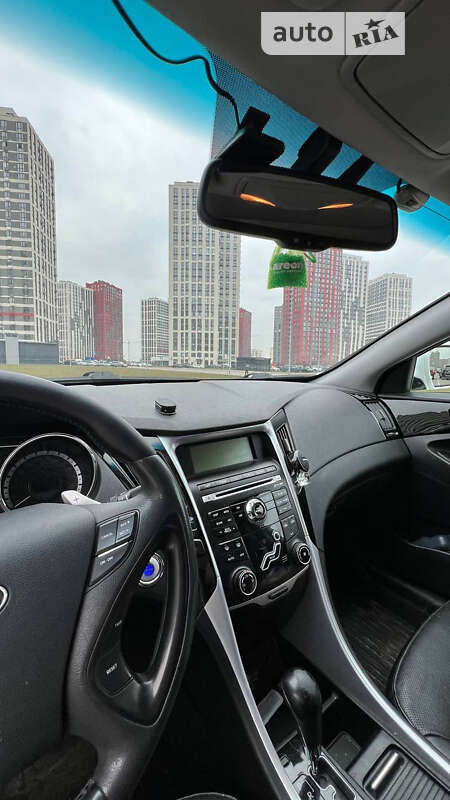 Седан Hyundai Sonata 2010 в Киеве фото 35 Седан Hyundai Sonata 2010 в Киеве