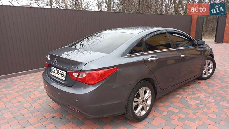Седан Hyundai Sonata 2011 в Чернигове