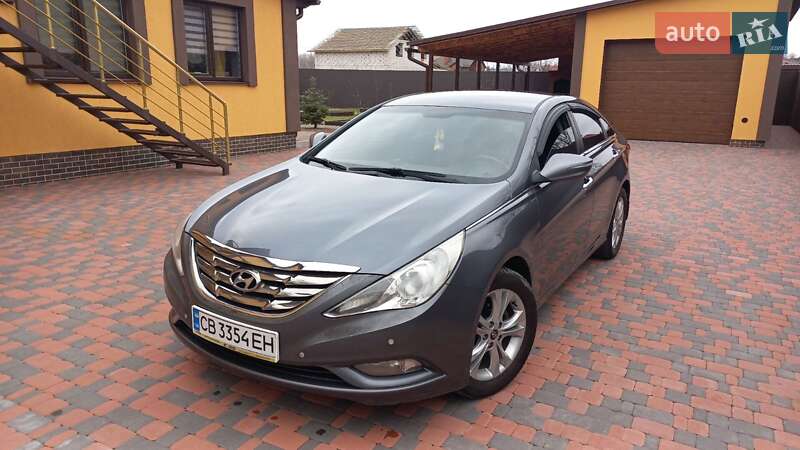 Hyundai Sonata 2011