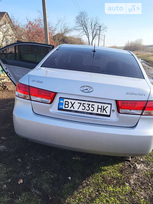 Седан Hyundai Sonata 2005 в Городке