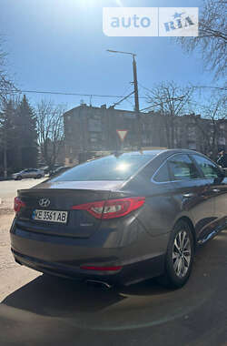 Седан Hyundai Sonata 2015 в Кривому Розі