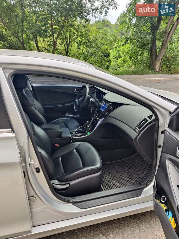 Седан Hyundai Sonata 2014 в Києві