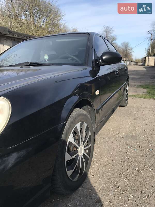 Седан Hyundai Sonata 2004 в Дніпрі