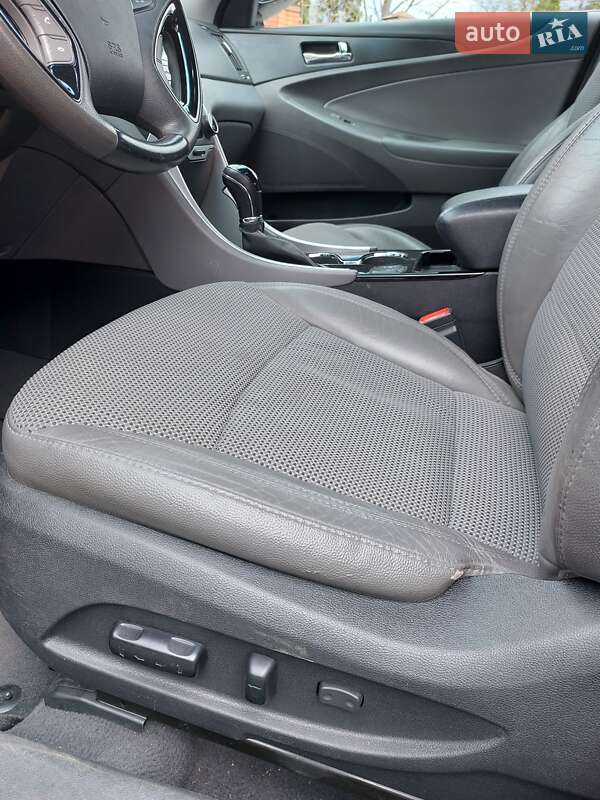 Седан Hyundai Sonata 2012 в Києві