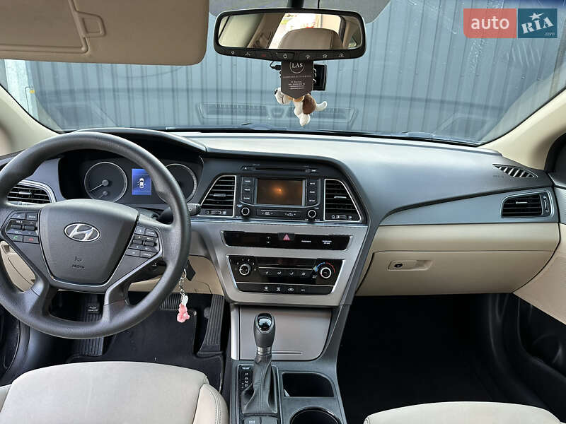 Седан Hyundai Sonata 2015 в Полтаве