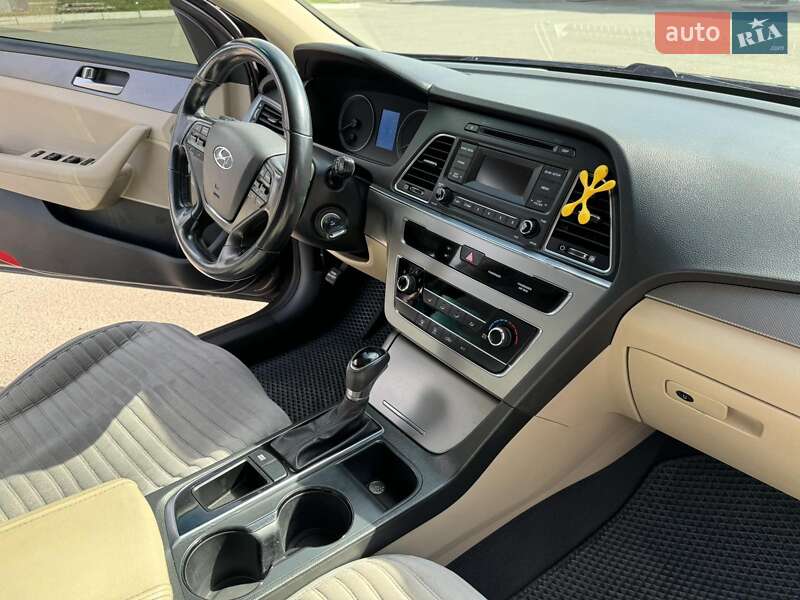 Седан Hyundai Sonata 2015 в Лубнах