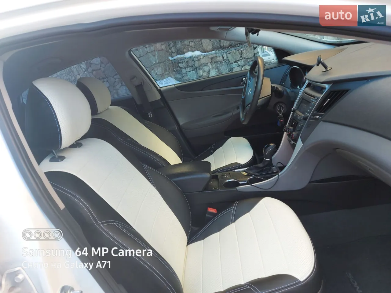2015 Hyundai Sonata - мініатюра 16