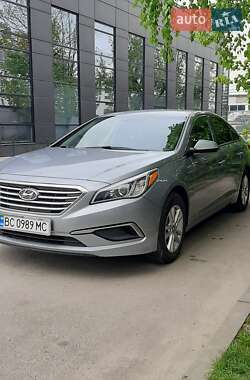 Седан Hyundai Sonata 2015 в 