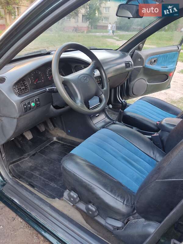 Седан Hyundai Sonata 1998 в Кременчуці