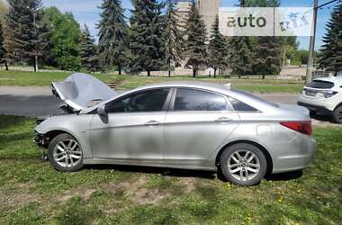 Седан Hyundai Sonata 2010 в Каменском