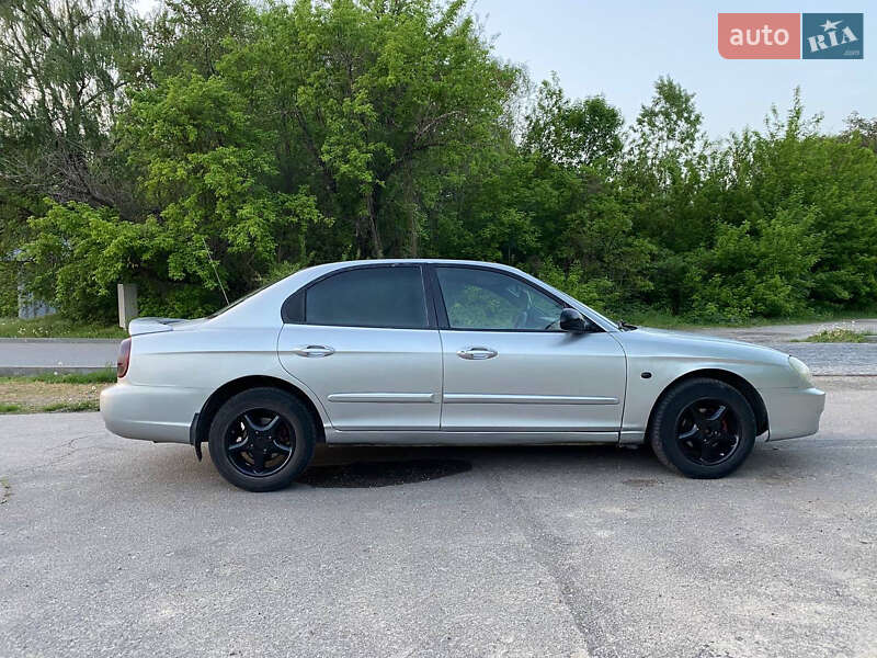 Седан Hyundai Sonata 2001 в Днепре