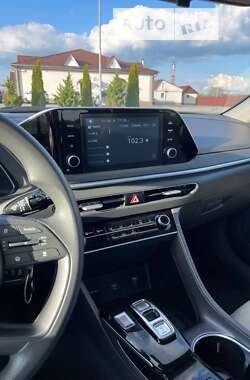 Седан Hyundai Sonata 2020 в Полонному