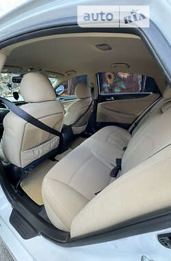 Седан Hyundai Sonata 2014 в Ирпене