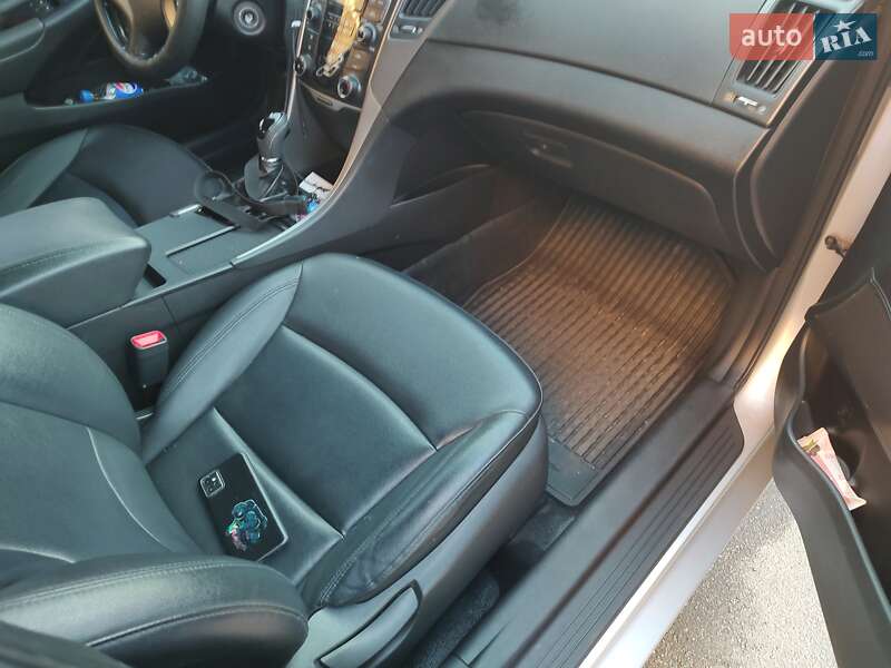 Седан Hyundai Sonata 2012 в Києві
