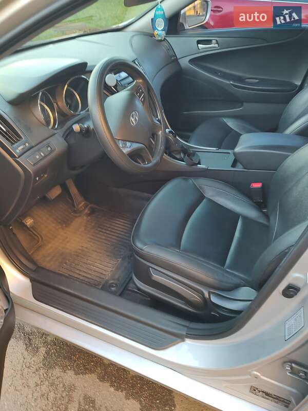 Седан Hyundai Sonata 2012 в Києві