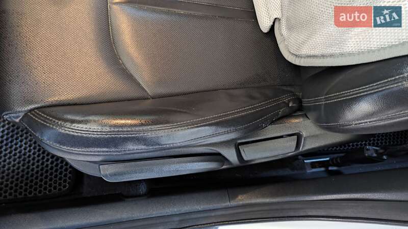 Седан Hyundai Sonata 2014 в Нікополі