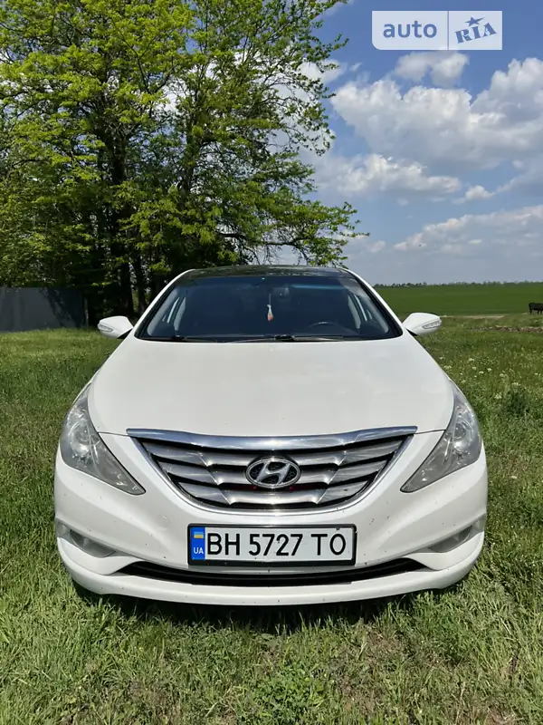 Hyundai Sonata 2011