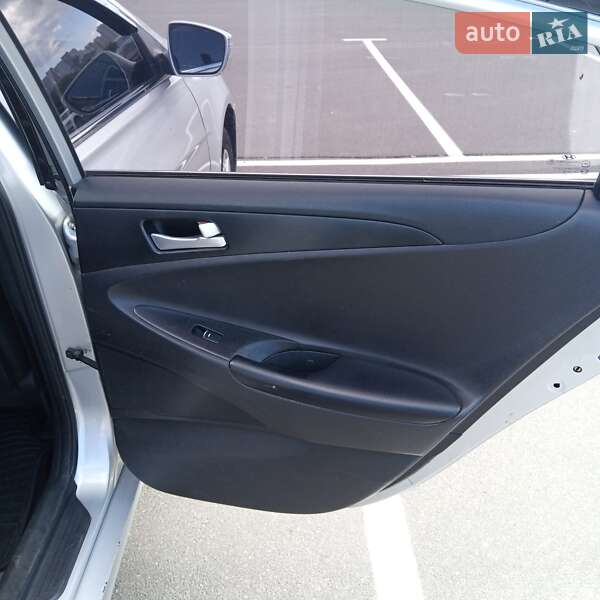 Седан Hyundai Sonata 2013 в Києві