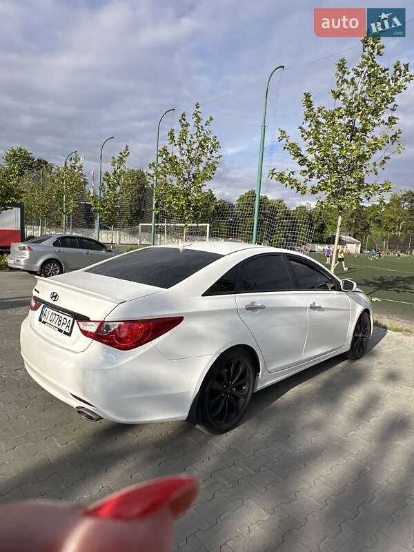 Седан Hyundai Sonata 2012 в Ірпені