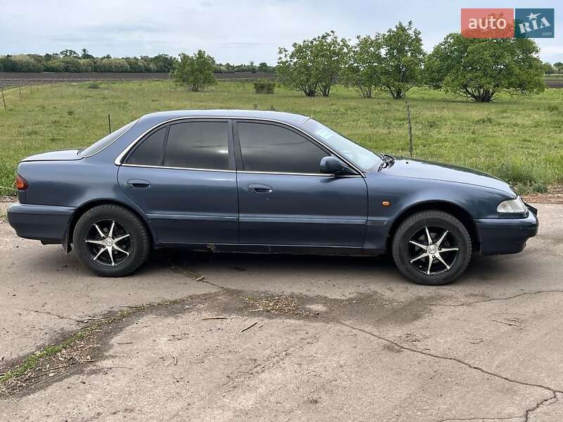 Седан Hyundai Sonata 1996 в Днепре