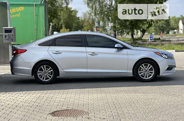 Седан Hyundai Sonata 2015 в Шостке