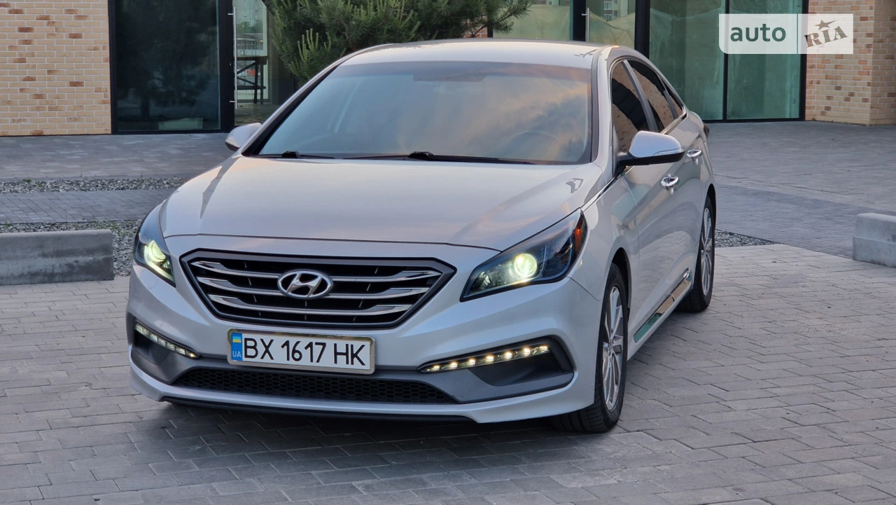 2013 Hyundai Sonata - мініатюра 14