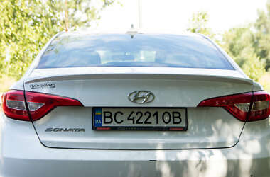 Седан Hyundai Sonata 2016 в Дрогобыче