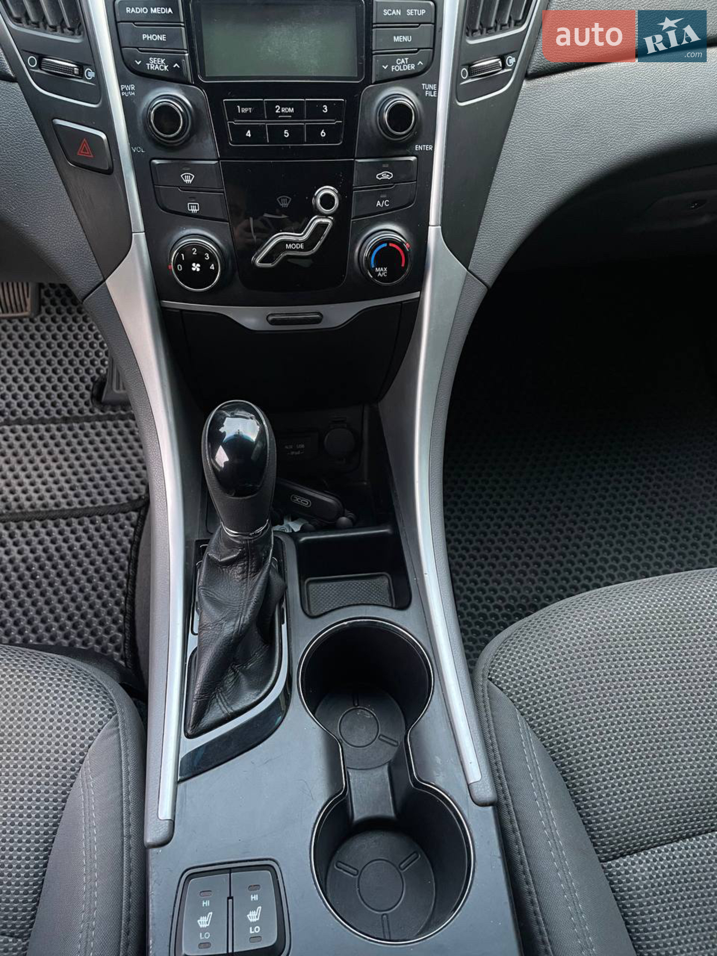 2013 Hyundai Sonata - мініатюра 12