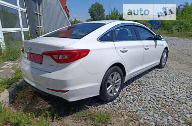 Седан Hyundai Sonata 2016 в Чернигове