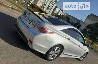 Седан Hyundai Sonata 2012 в Кропивницком