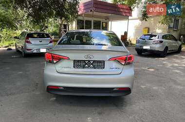 Седан Hyundai Sonata 2016 в 