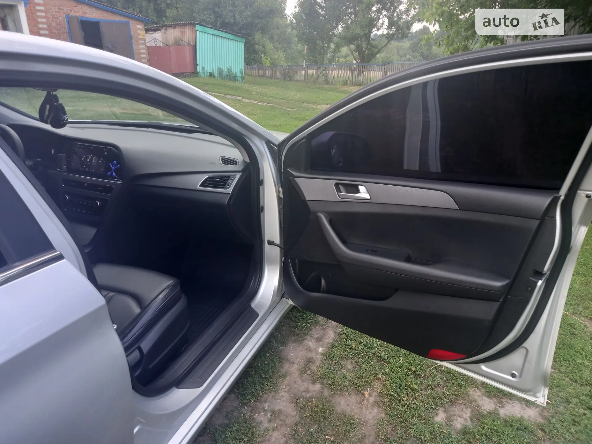 2015 Hyundai Sonata - мініатюра 16