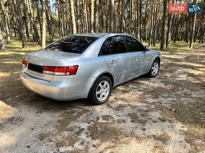 Седан Hyundai Sonata 2007 в Сумах