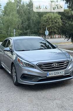 Седан Hyundai Sonata 2015 в Краснограде