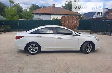 Седан Hyundai Sonata 2012 в  фото 2 Седан Hyundai Sonata 2012 в