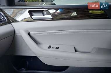 Седан Hyundai Sonata 2015 в 
