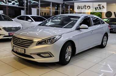 Седан Hyundai Sonata 2015 в Одессе