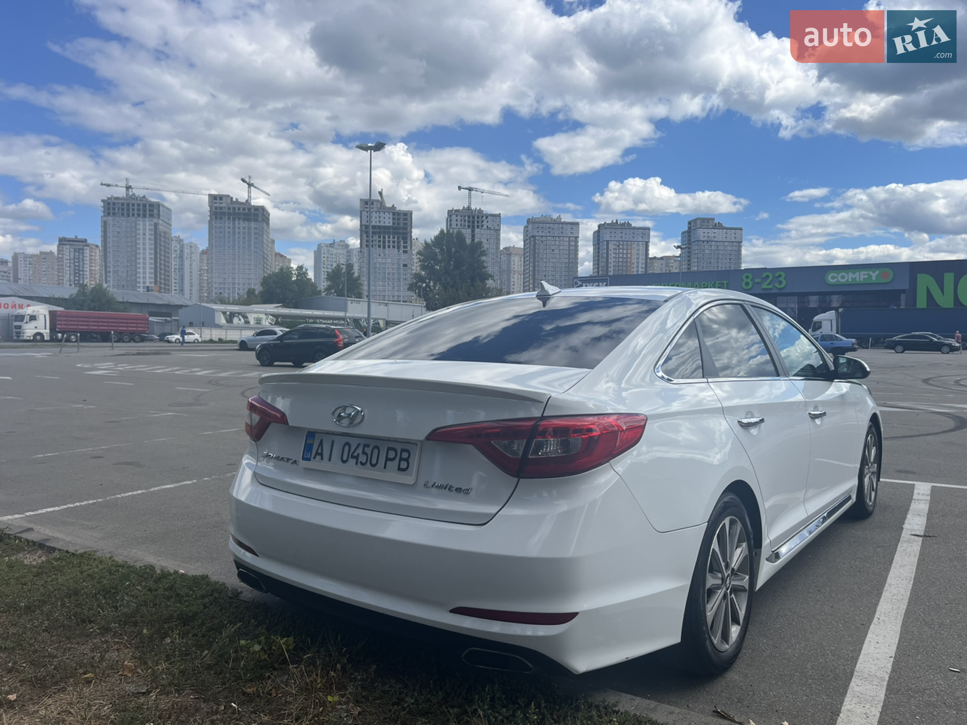 2015 Hyundai Sonata - мініатюра 8