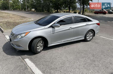 Седан Hyundai Sonata 2013 в Магдалиновке