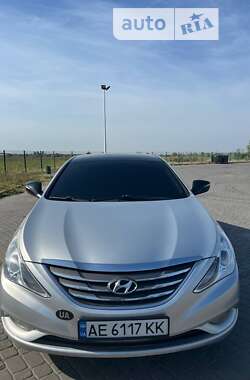 Седан Hyundai Sonata 2012 в Новомосковске