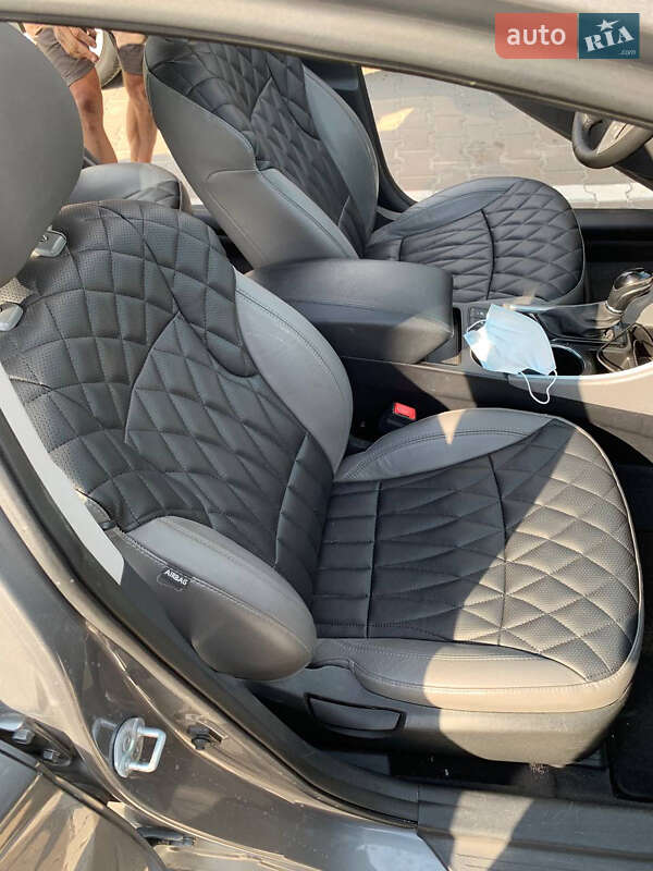 Седан Hyundai Sonata 2014 в Киеве