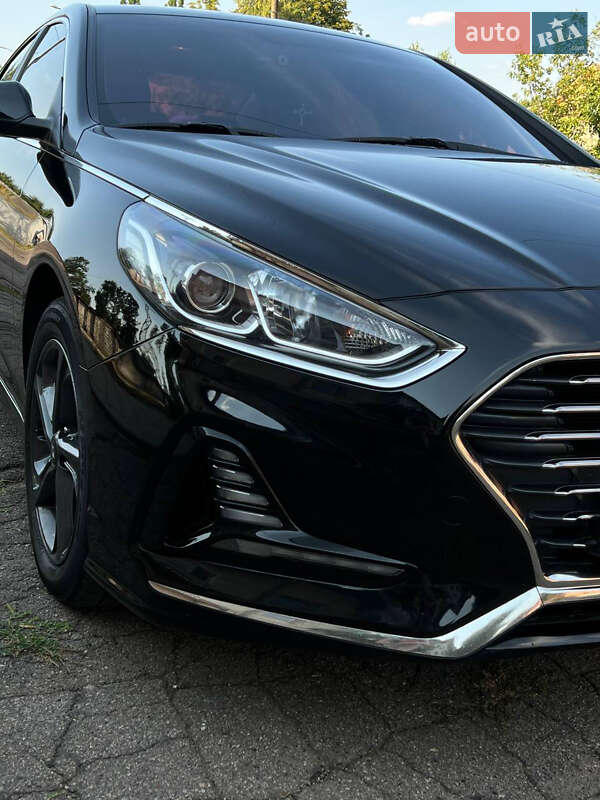 Седан Hyundai Sonata 2017 в Покрове