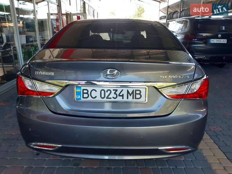 Седан Hyundai Sonata 2010 в Трускавці