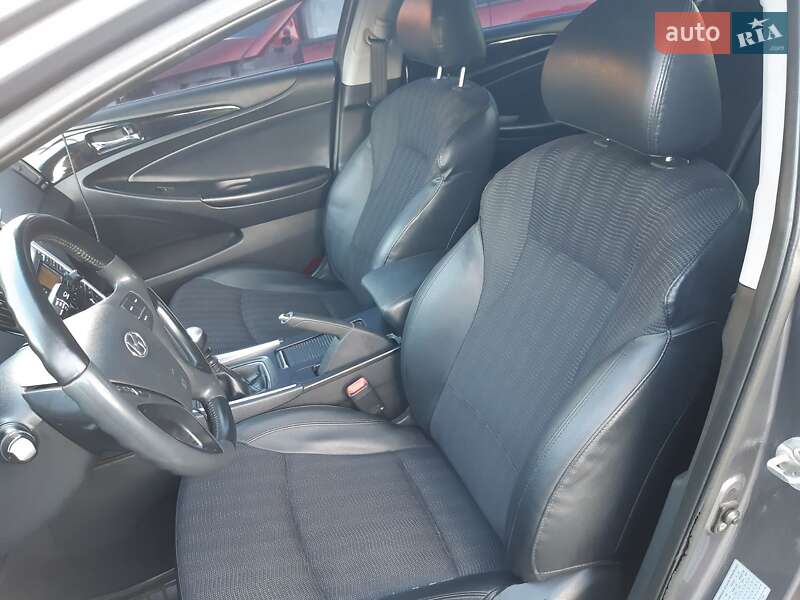 Седан Hyundai Sonata 2010 в Трускавці
