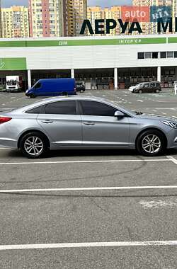 Седан Hyundai Sonata 2015 в 