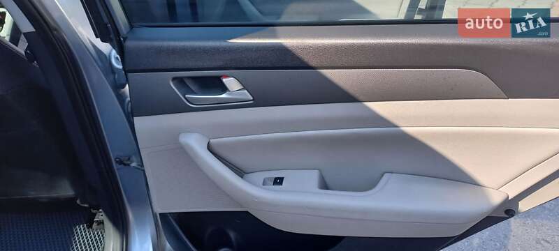 Седан Hyundai Sonata 2016 в Львове