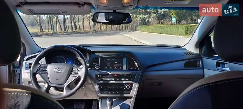 Седан Hyundai Sonata 2016 в Львове
